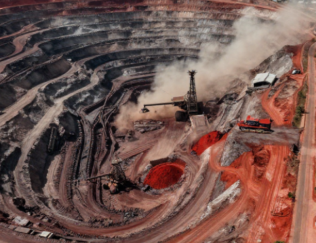 Mineração pressiona cidades e desafia gestão urbana, apontam especialistas em encontro da AMIG Brasil
